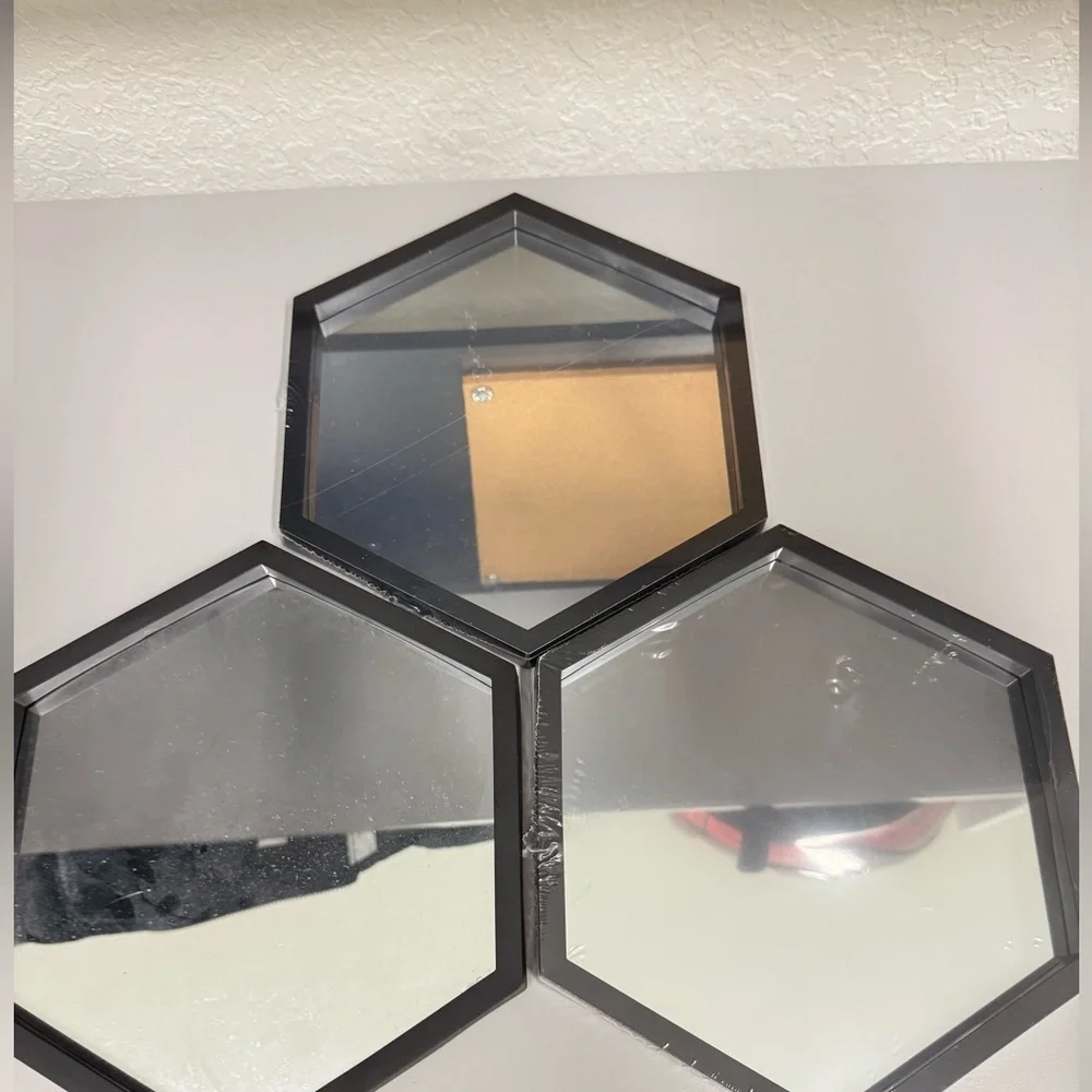 Three little mirrors